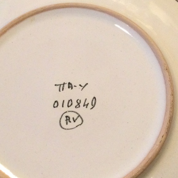 Vintage Peasant Village Cup & Saucer - Picture 2 of 4